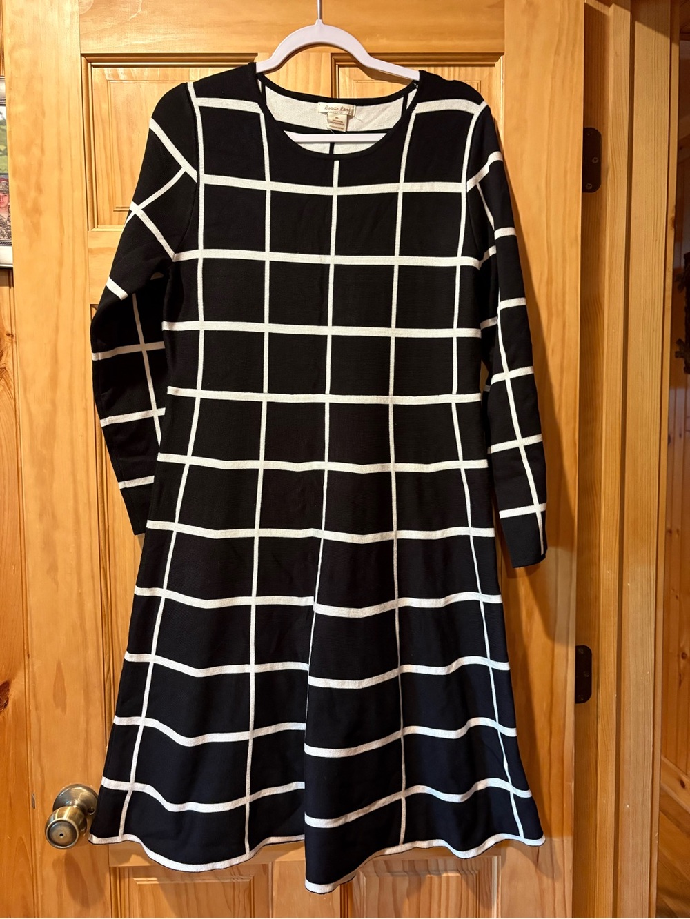 Luxxe Lane long-sleeve knit sweater dress black white women’s XL NWT